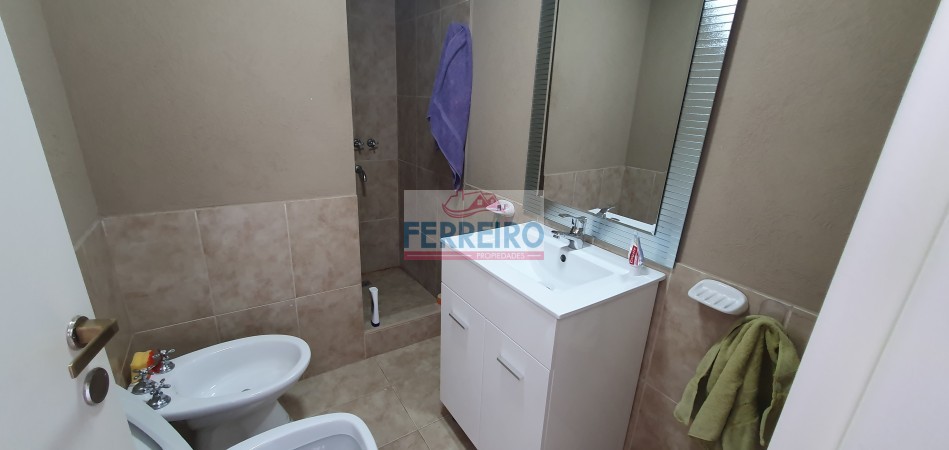 Hermoso Triplex en Calle rotonda