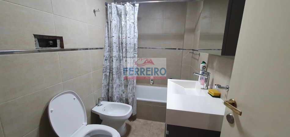 Hermoso Triplex en Calle rotonda