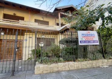 Casa de 3 Plantas en Venta | Barrio San Jorge | 4 Dormitorios | Apta Credito