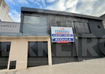 Imponente Local Comercial en Alquiler | LAFERRERE