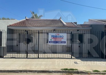 Inmejorable casa de Barrio 15 de Diciembre